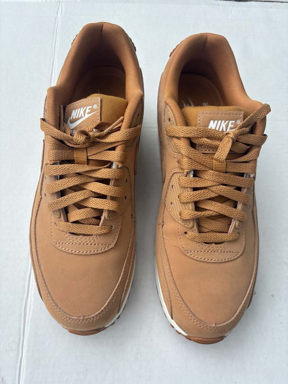 Nike Air Max 90 Wheat Flax Sneakers Men's Size 9.5 Tan - Picture 3 of 8